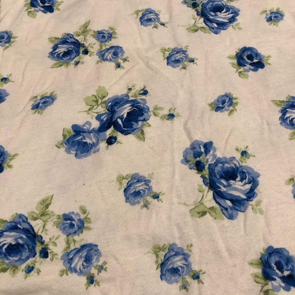 Abercrombie Tank - Picture 2 of 4